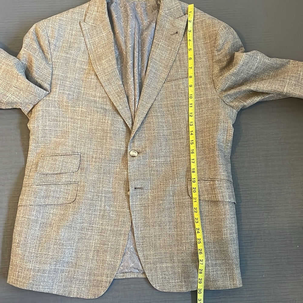 Classic Gray Men's Blazer - Picture 7 of 8
